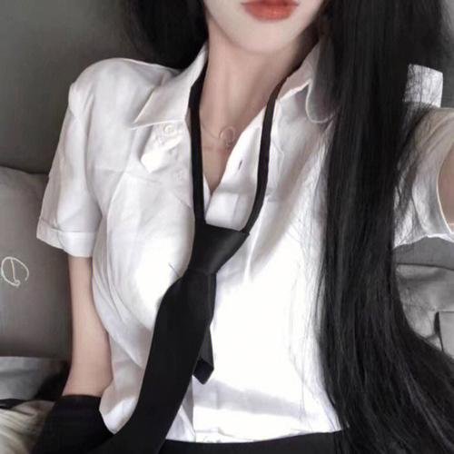 索女·丧尸·机关枪